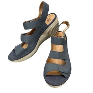 Clarks Reedly Juno Leather Navy Marine Wedge Sandals‎ Size 8.5M Comfortable